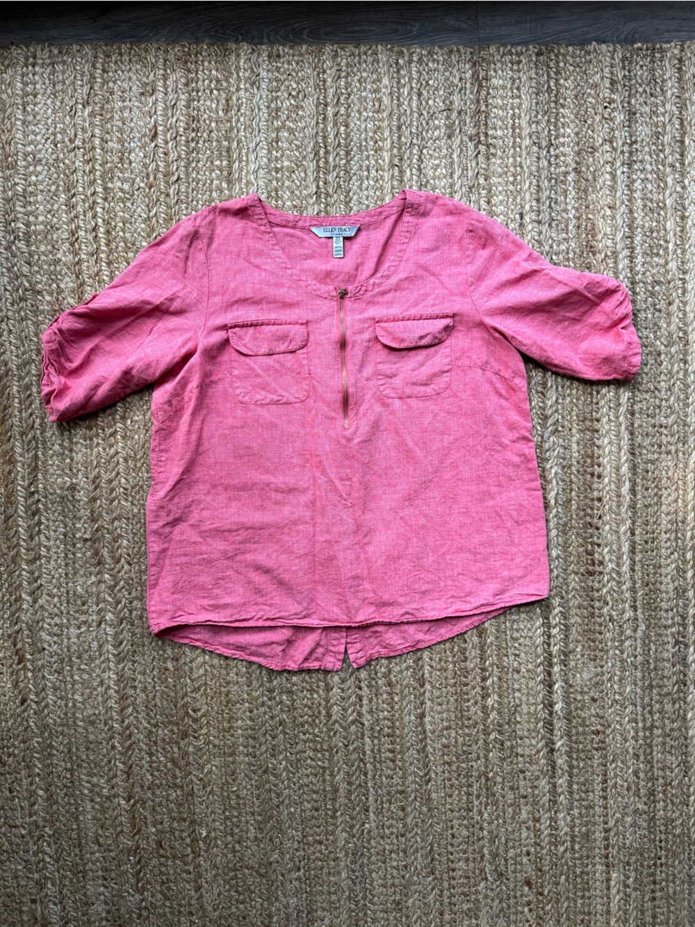 Ellen Tracy Linen/Cotton blend top